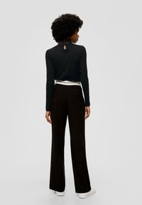 QS Langarmshirt - schwarz