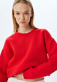 Koton CROP  czerwony