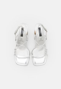 Marks & Spencer Sandales - silver-coloured