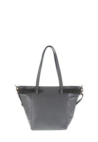 Borsa a mano grigia in pelle con superficie texturizzata, due manici superiori e una tracolla removibile. Presenta una chiusura con zip e tasche laterali.