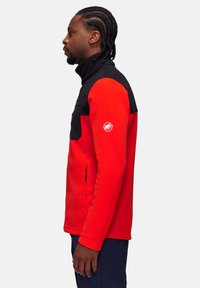 Mammut INNOMINATA - Giacca in pile - mammut red black