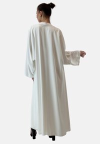 Elara ABAYA - Gilet - weiß