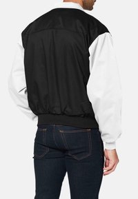 Normani HARRINGTON - Übergangsjacke - schwarz weiß