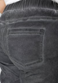 MIAMODA Teplákové kalhoty - gray denim