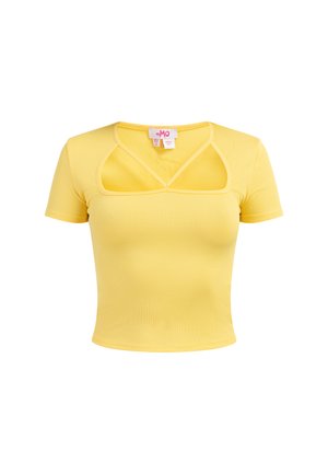 Žlutý žebrovaný přízku s krátkým rukávem, který má jedinečný výřez na výstřihu a měkkou texturu. Má přiléhavý střih a detaily s etiketou.