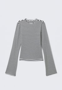 Επιλέχθηκε, white/black