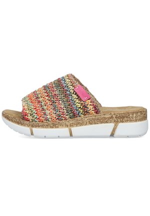 Sandale à glisser tissée multicolore avec un dessus texturé, une semelle intercalaire en liège beige et une semelle en caoutchouc blanche. Comprend une étiquette de marque rose sur le côté.