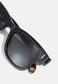 Polaroid UNISEX - Ochelari de soare - black