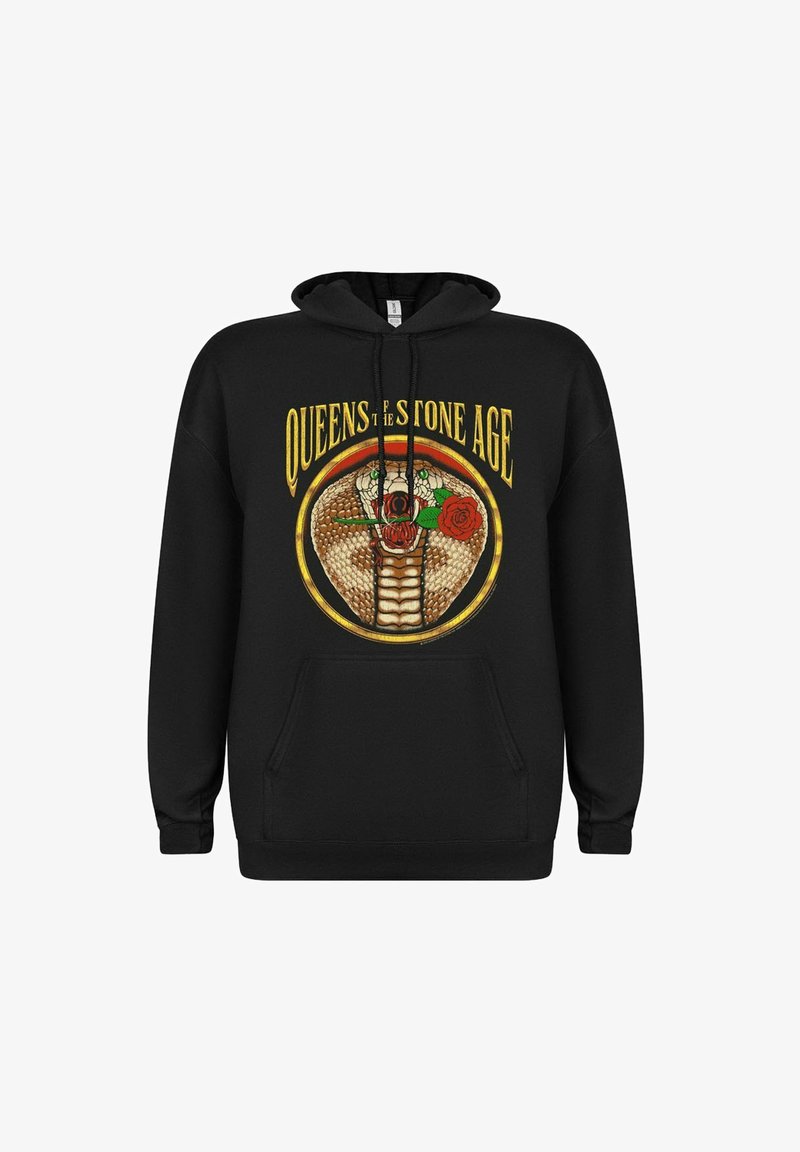 Sudadera negra con un gráfico de una serpiente en el centro, rodeada de rosas y tipografía vintage con "QUEENS OF THE STONE AGE."