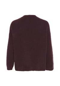 Maglione lavorato a maglia di un profondo viola con una vestibilità comoda, scollo rotondo e maniche lunghe. Texture morbida, dettagli minimi e orlo dritto.