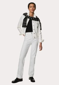 Marks & Spencer SIENNA biały