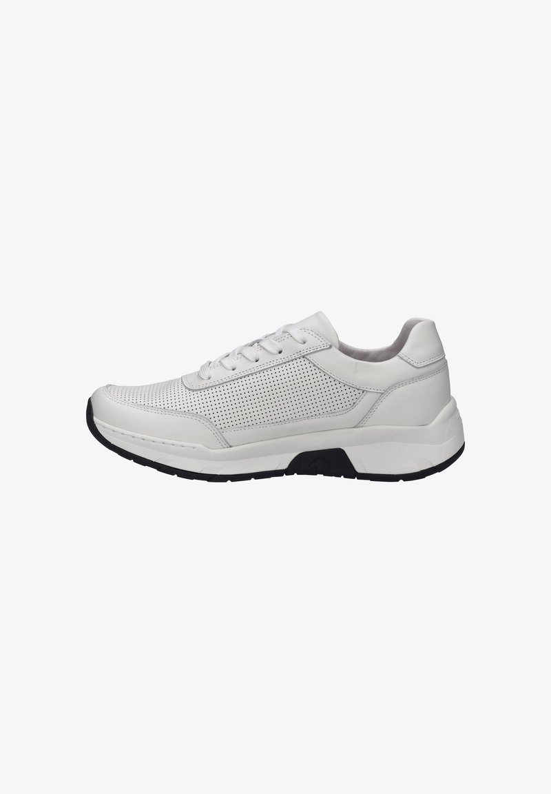 Weißer Ledersneaker mit durchlöchertem Design an den Seiten, gepolstertem Kragen und schwarzer Gummisohle. Die Schnürsenkel und das niedrige Profil erhöhen den Komfort.