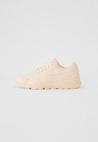Unselected, soft beige
