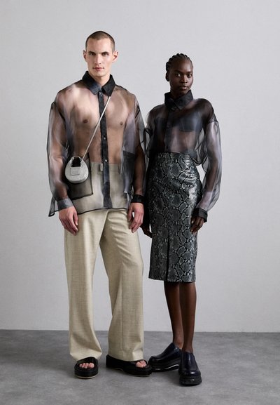 Henrik Vibskov BIG UNISEX - Skjortebluse - grey blur