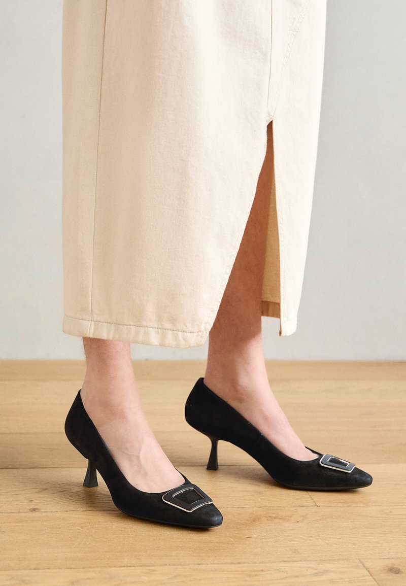 Geox Femme D Giselda A Pompe, Noir, 34.5 EU