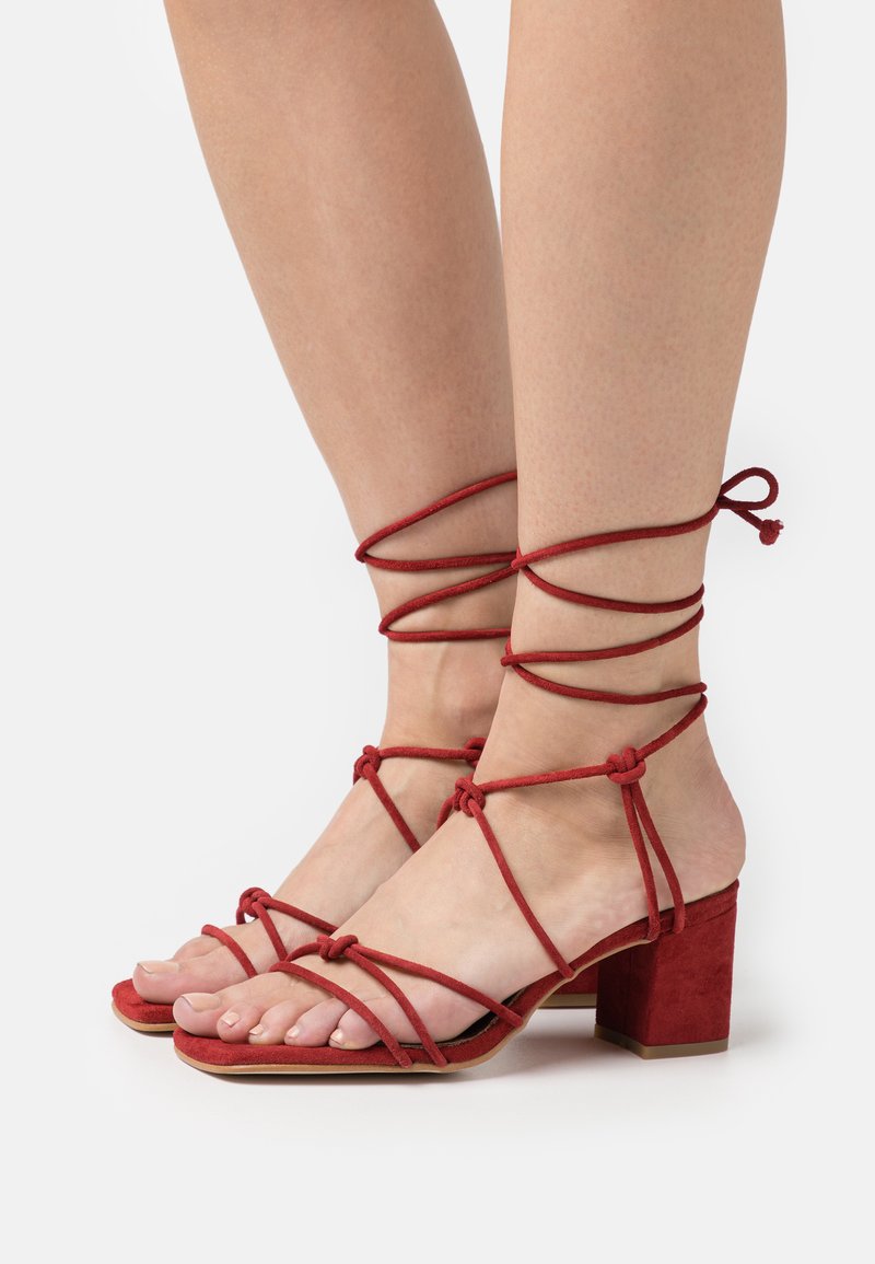 alohas red sandals