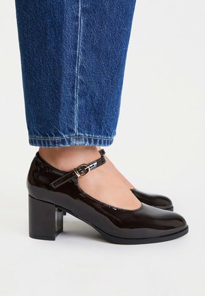 Jenny, Classic heels - brown