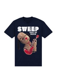 Navyblaue T-Shirt mit einem Grafikmotiv eines Hundes, der eine rote E-Gitarre hält, und dem Text "SWEEP DOG OF ROCK" in fetten, verwitterten weißen Buchstaben.