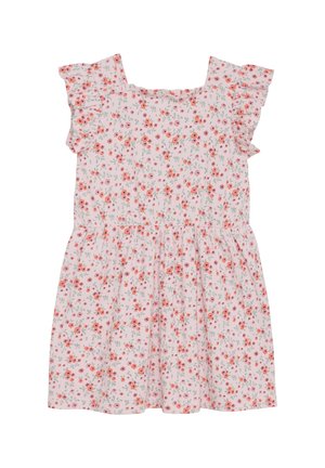 Blomsterkjole med en lys pink baggrund, der har små røde og lilla blomster. Flæser ved ærmerne og en figursyet talje, der fører til en løs nederdel.