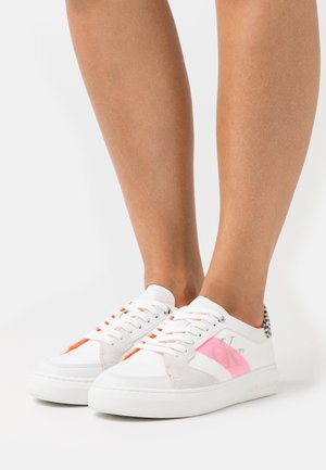 CASUAL CUPSOLE 2 - Tenisky - white/party pink