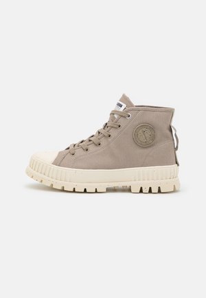 Baskets montantes - olive