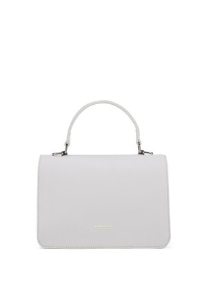 Borsa strutturata grigia con manico curvo, superficie testurizzata, marchio dorato e chiusura a pattina. Design minimalista e aspetto elegante.