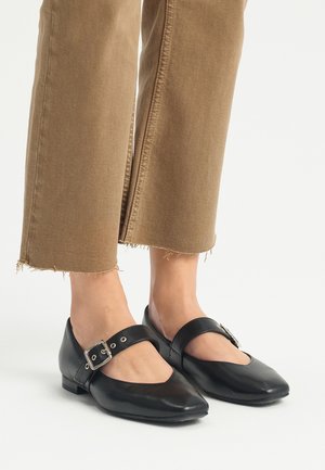 RYŁKO - Baleriny z zapięciem