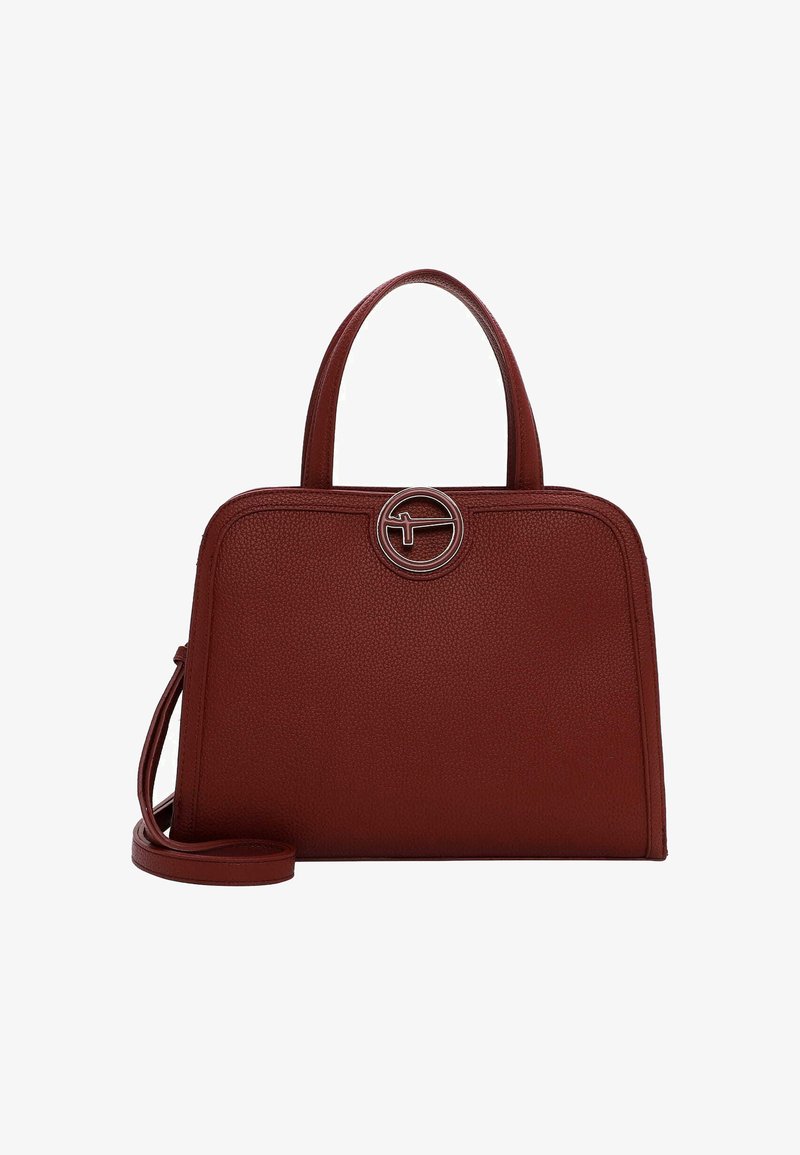 Rød læderhåndtaske med små korn, der har en struktureret rektangulær form, dobbelte håndtag øverst og en aftagelig rem. Har et rundt metallogo som pynt.