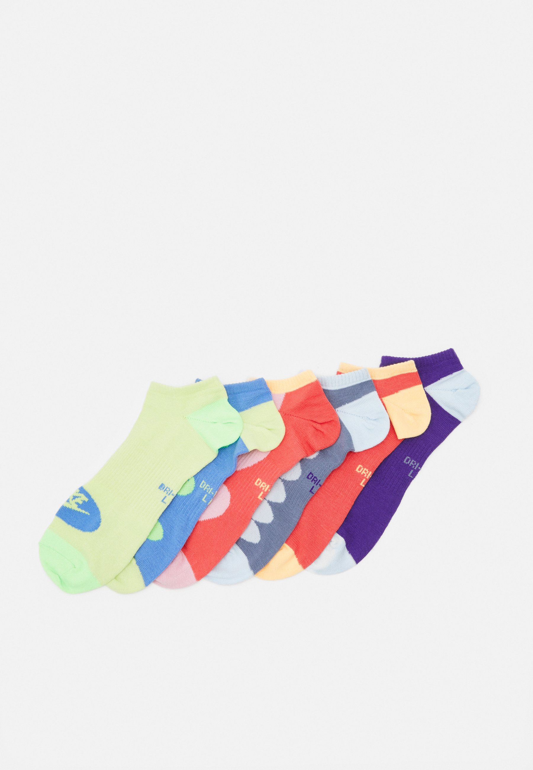 Girls nike trainer socks Clearance