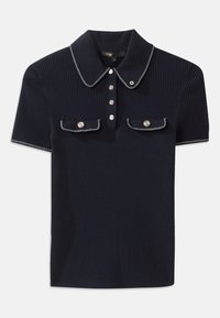 Mørkeblå ribbet polo-shirt med spidse krave, korte ærmer og to forlommer med trykknapper; fremhævet med hvide søm detaljer.