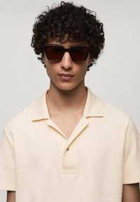 Mango Pikeepaita - beige