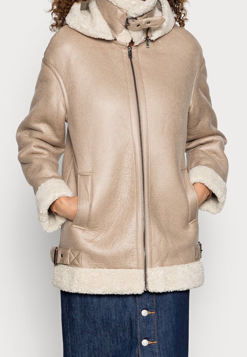 Marks & Spencer Vinterjakker - beige