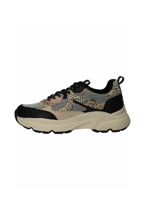 Baskets épaisses avec panneaux beige, noir et imprimé animal, détails en mesh, semelle épaisse et lacets noirs, vues de côté.