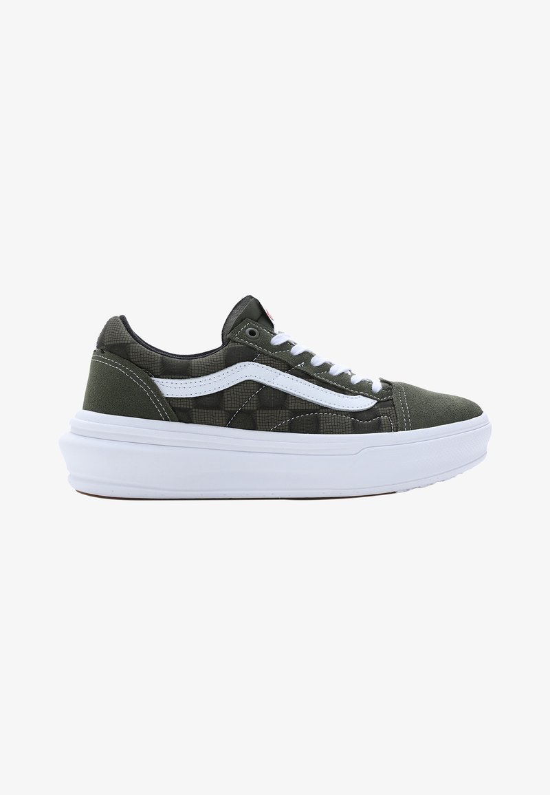 Vans UA OLD SKOOL OVERT CC - Zapatillas - dark green