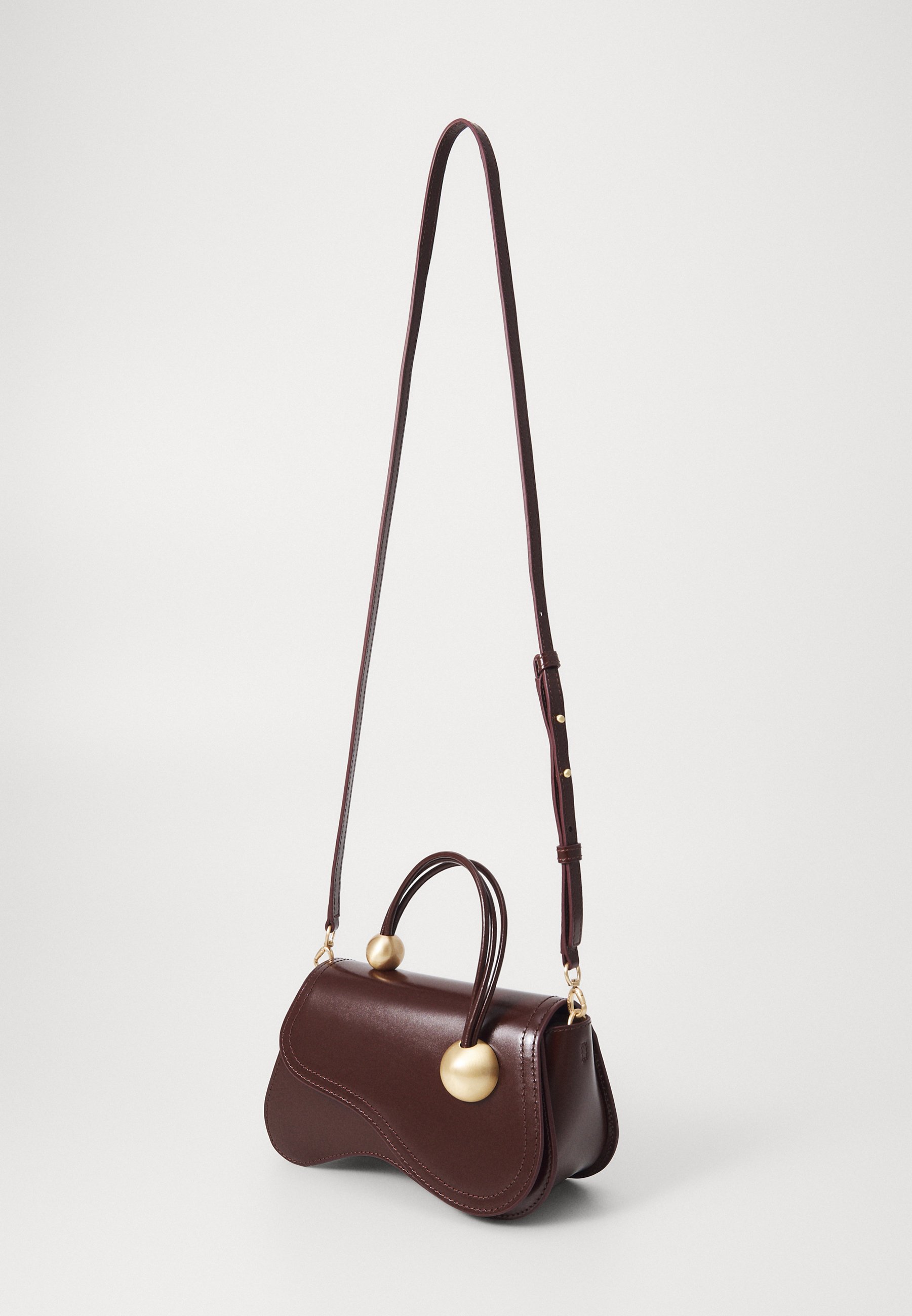 Cult Gaia KAZIA CROSSBODY - Cross body bag - espresso/brown