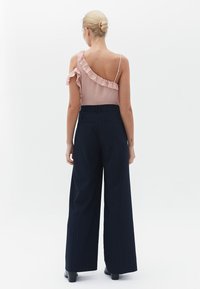 OXXO MIT BEIN DETAILS - Tygbyxor - navy blazer