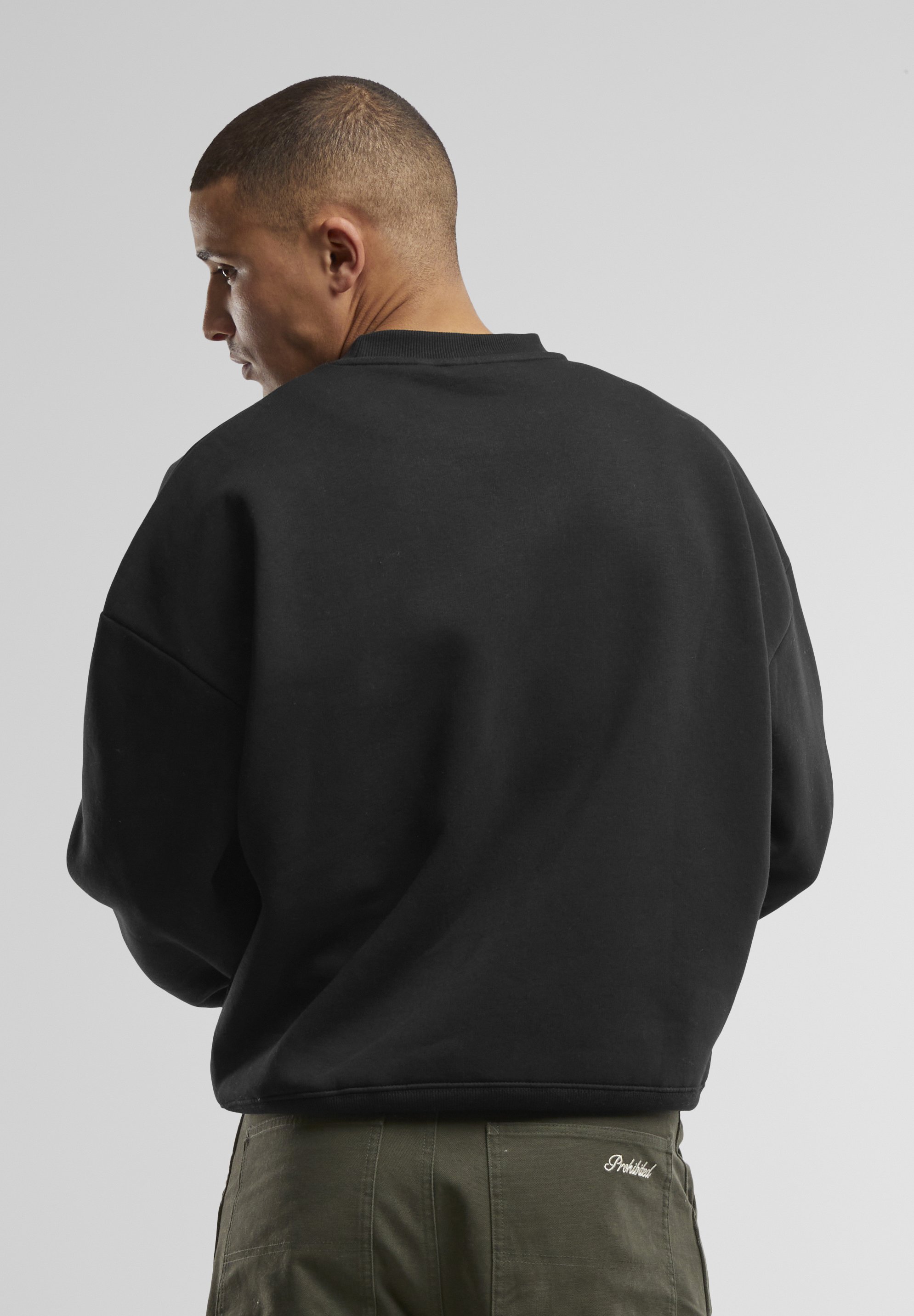 PROHIBITED UNISEX OVERSIZED CREW NECK - Sweatshirt - black/schwarz