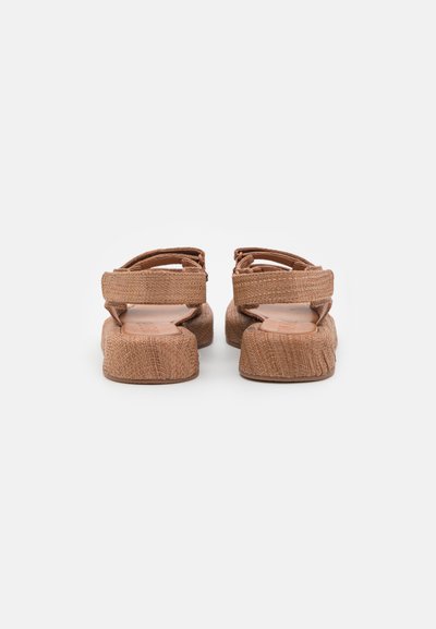 Loeffler Randall BLAISE TWO BAND PLATFORM - Sandalai - brown