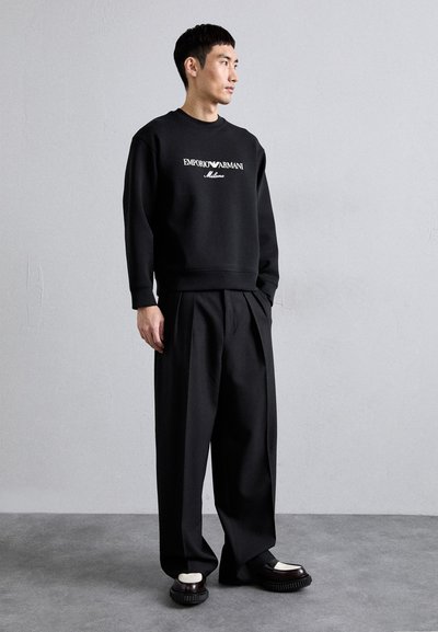 Adieu TYPE 182 UNISEX - Instappers - ivory/black