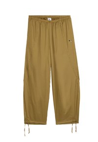Lettere, løstsiddende bukser lavet af khaki stof. Har en elastisk talje, sidelommer og snøre i nederste kant. Lille logoaccent.