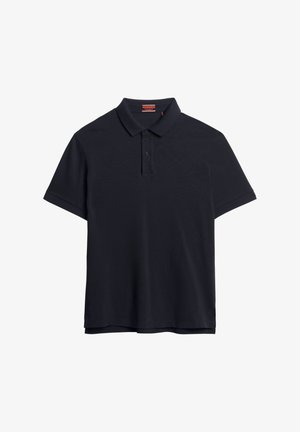 Granatowa koszulka polo wykonana z bawełny, z klasycznym kołnierzykiem, krótkimi rękawami, zapięciem na dwa guziki oraz dyskretnym logo na rękawie.