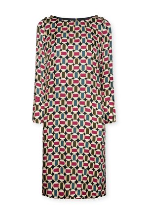 Vestido multicolorido con un patrón geométrico que presenta formas en beige, rosa, verde y azul. Mangas cortas y escote redondo.