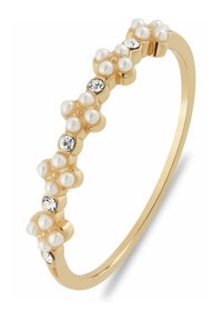Goldfarbener Ring mit Gruppen von weißen Perlen und klaren Edelsteinen, ausgestattet mit einem glatten, polierten Band und blütenähnlichen Designdetails.