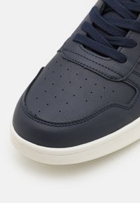 Jack & Jones JFWDANG COMBO - Zapatillas - navy/red dahlia