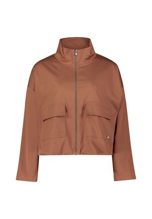 Bruine cropped jas met een hoge kraag, een rits aan de voorkant en twee grote borstzakken. Glad materiaal met een matte afwerking.