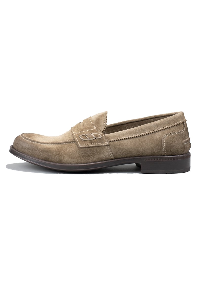 Scarpe senza lacci