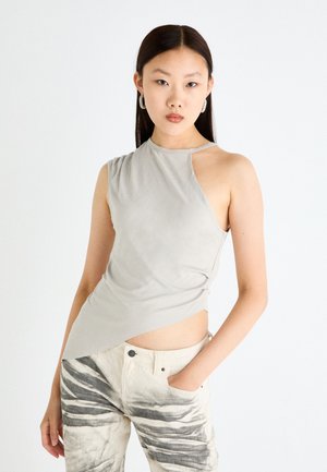 ASYMMETRIC STRAPPY - T-shirts med print - grey