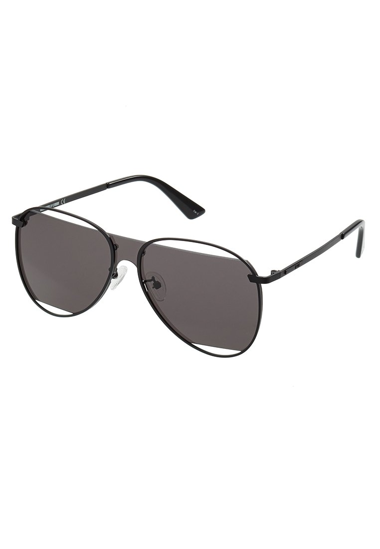 alexander mcqueen black on black