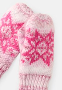 Gestrickte pink- und weiße Fäustlinge mit einem Sternmuster, die über eine weiche Textur und gerippte Bündchen verfügen. Aus Wolle gefertigt, bieten sie Wärme und Komfort.