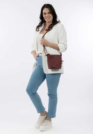 Tamaris ALESSIA - Sac bandoulière - darkwine